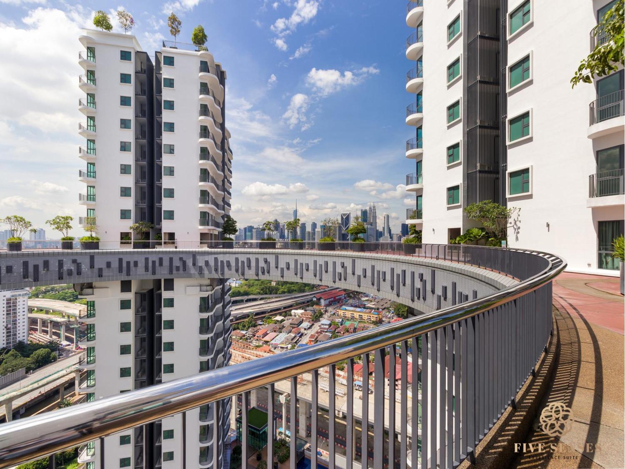 Datum Jelatek Residence, Klcc กัวลาลัมเปอร์ ภายนอก รูปภาพ