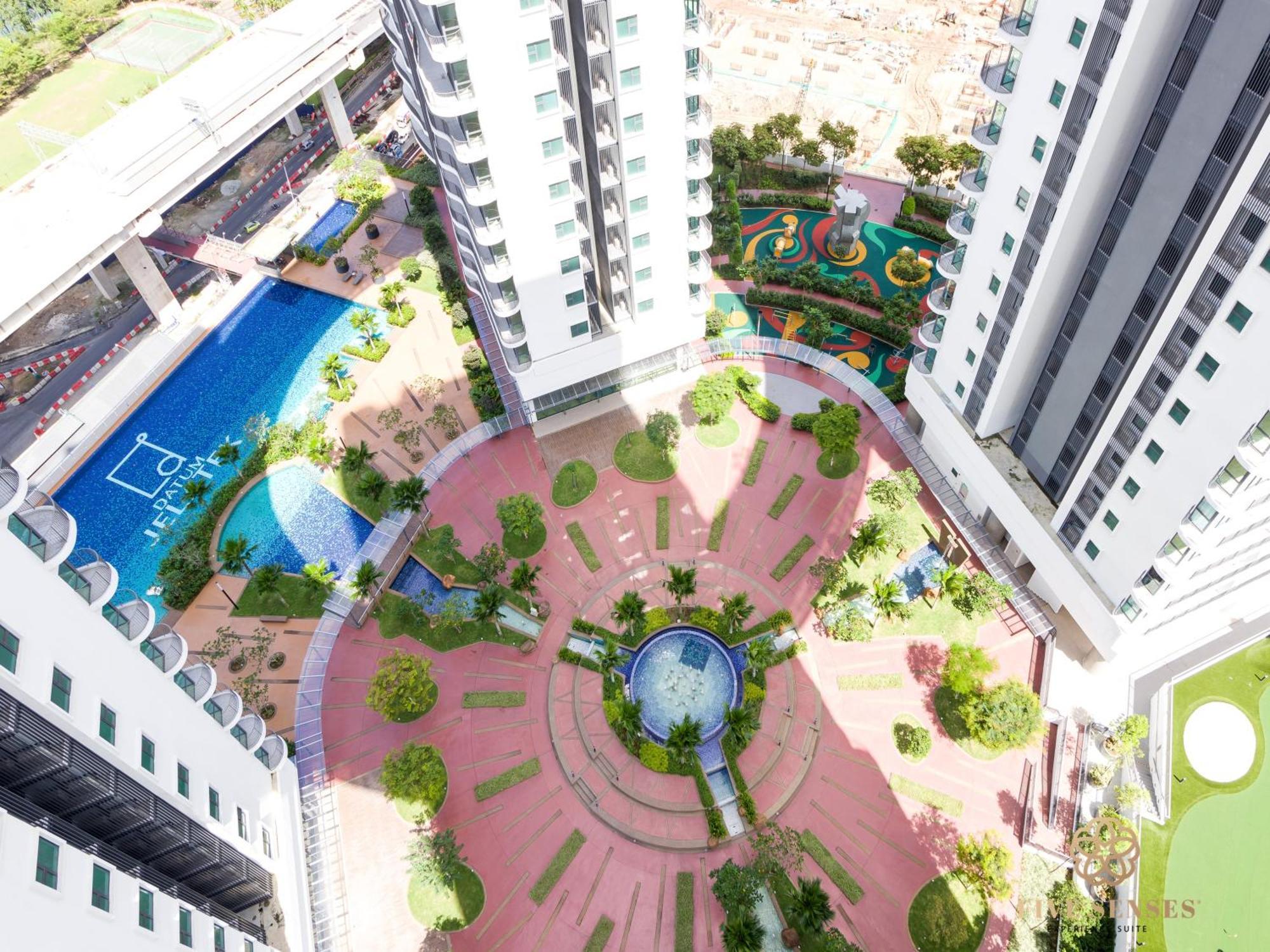 Datum Jelatek Residence, Klcc กัวลาลัมเปอร์ ภายนอก รูปภาพ